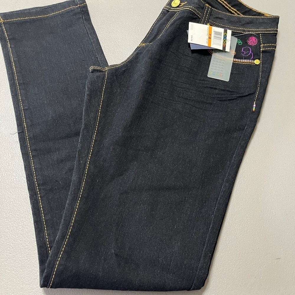 NWT  Coogi Embroidered Dark Wash Denim slim Jeans Women’s size 7/8